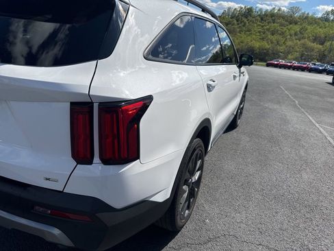 Used 2023 Kia Sorento SX Prestige image 7