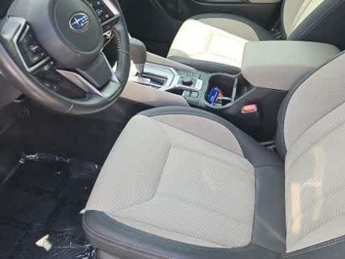 Used 2023 Subaru Forester Premium AWD/4WD image 8