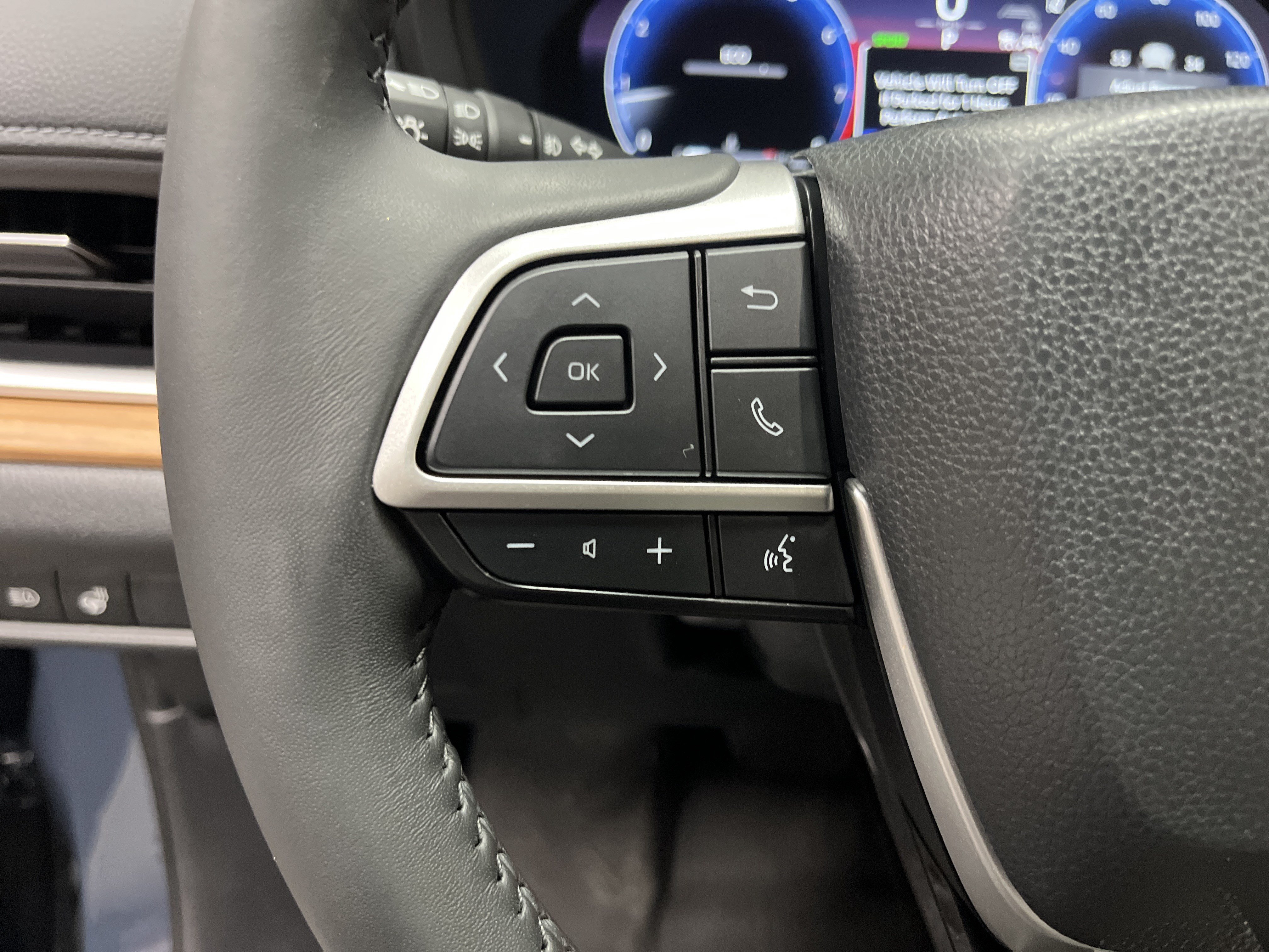 Used 2026 Toyota Grand Highlander FWD image 19