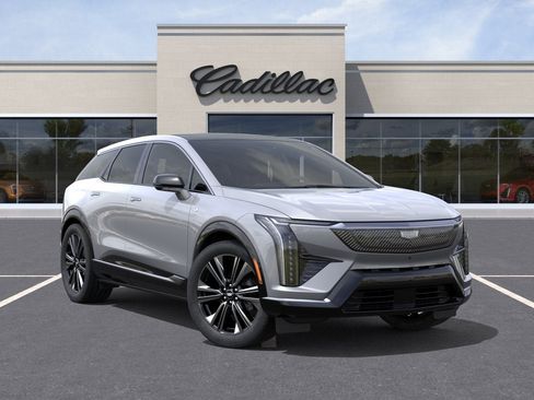 New 2026 Cadillac Optiq Luxury 2 RWD image 7
