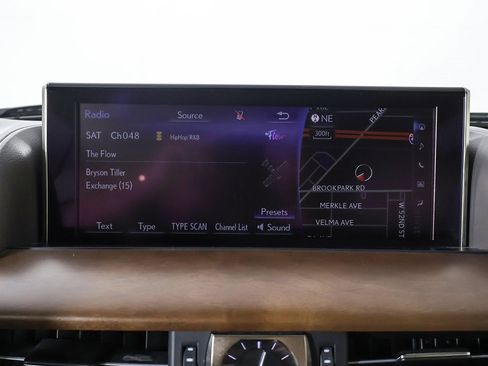 Used 2016 Lexus LX 570 4WD image 57