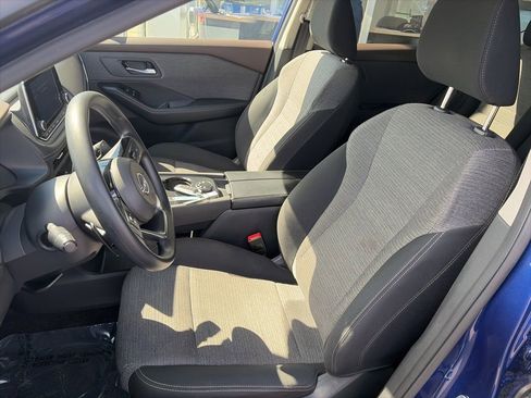 Used 2023 Nissan Rogue SV AWD/4WD image 11