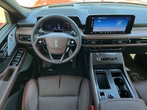 New 2025 Lincoln Aviator Reserve w/ Equipment Group 201A image 16