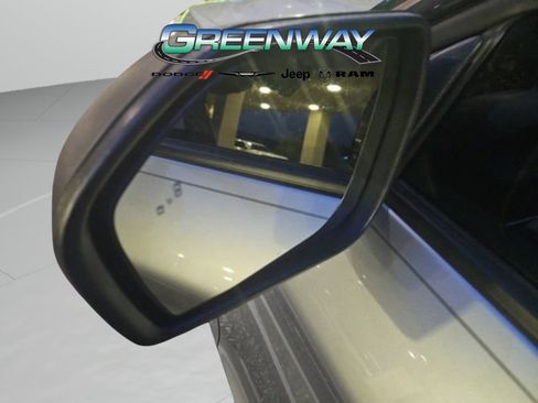 Used 2023 Ford Explorer XLT w/ Equipment Group 202A RWD image 10
