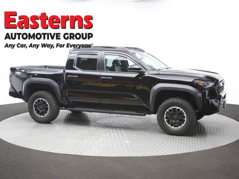 Used 2024 Toyota Tacoma TRD Off-Road AWD/4WD image 44