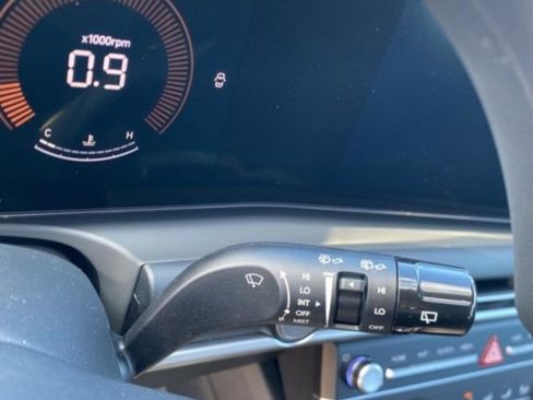 New 2026 Hyundai Tucson SE image 17