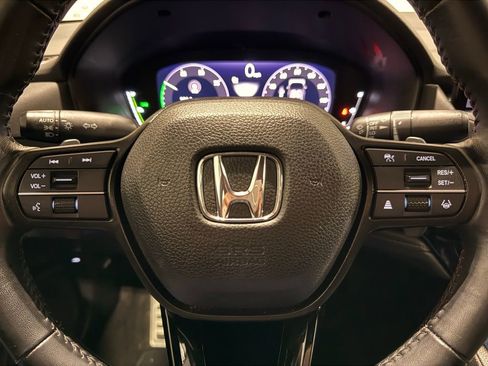 Used 2024 Honda Accord Sport image 19