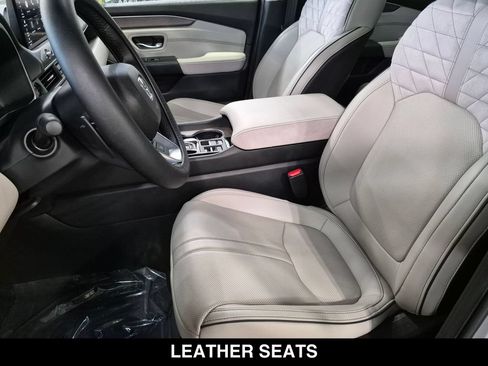 Used 2026 Honda Pilot Elite image 17