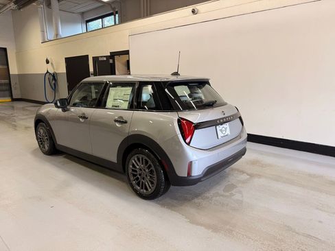Used 2025 MINI Cooper S FWD image 3