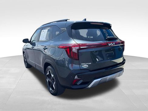 Used 2025 Kia Seltos S FWD image 3