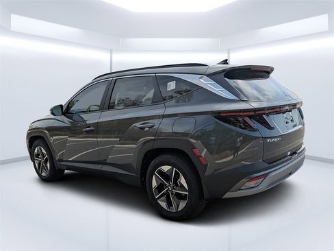 New 2025 Hyundai Elantra Blue image 5