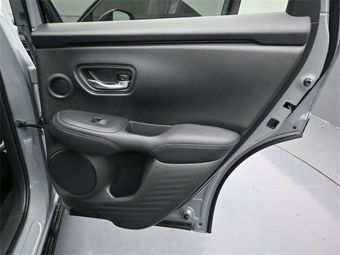 New 2026 Honda HR-V EX-L image 2