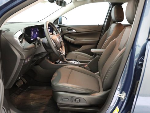 Used 2025 Buick Encore GX Preferred w/ Advanced Technology Package image 9