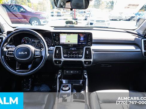 Used 2022 Kia Sorento SX w/ Panoramic Sunroof Package image 29
