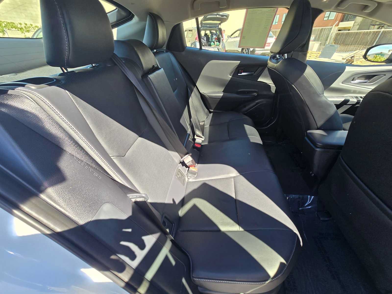Used 2026 Toyota Prius XLE AWD/4WD image 12