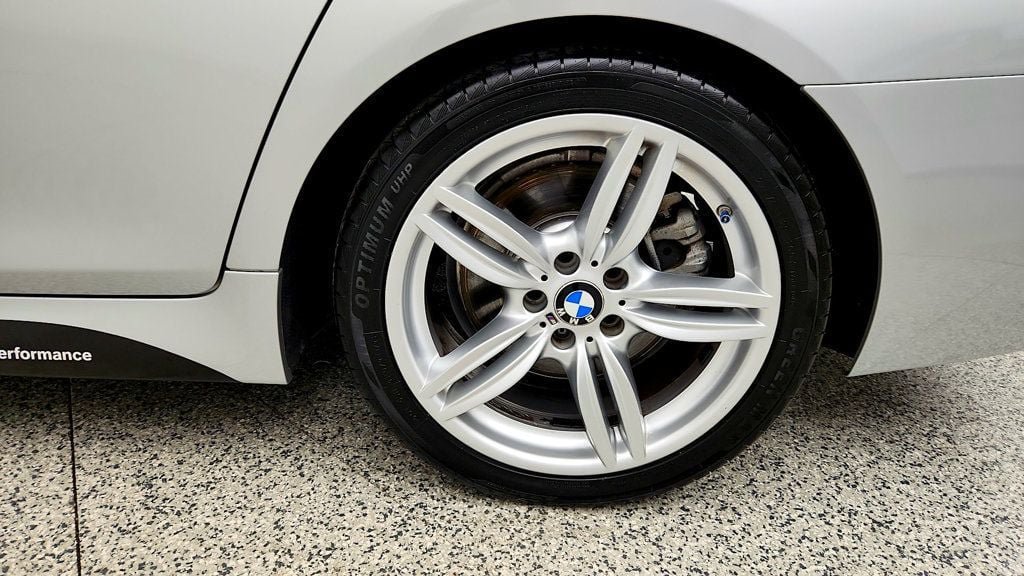 Used 2016 BMW 550i Sedan RWD image 9