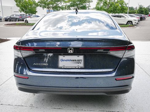 Used 2026 Honda Accord SE image 9