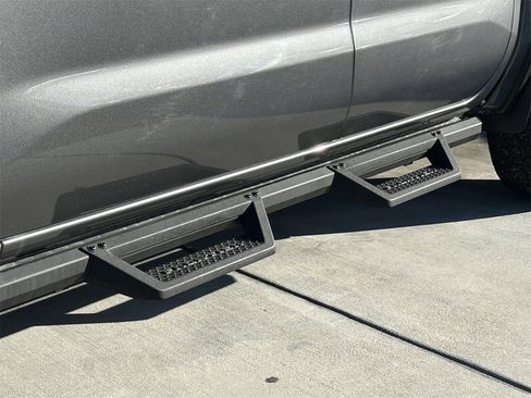 Certified 2023 Nissan Frontier PRO-4X w/ Technology Package image 8