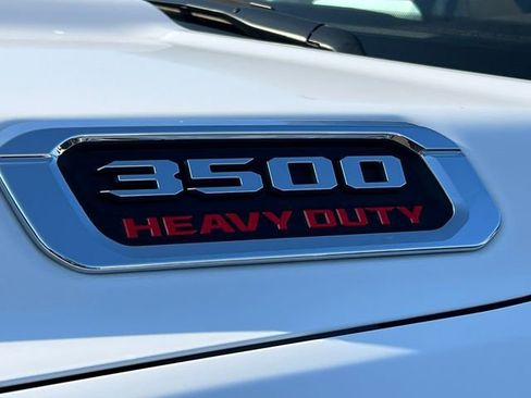 Used 2025 RAM 3500 Longhorn image 63