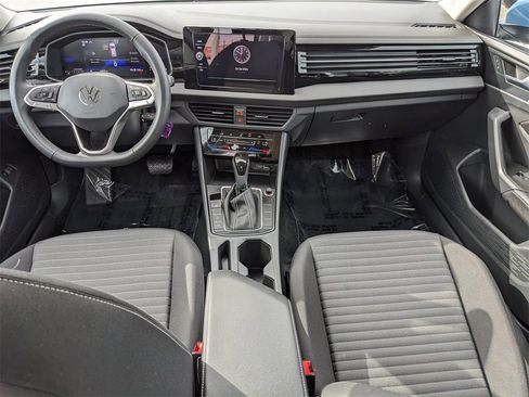 Certified 2025 Volkswagen Jetta S image 11