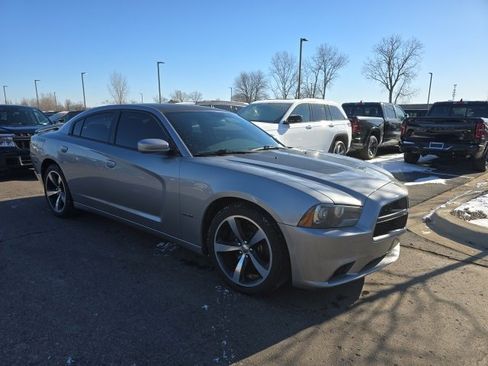 Used 2013 Dodge Charger R/T w/ Daytona Edition Group image 3