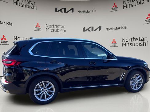 Used 2023 BMW X5 xDrive40i w/ Premium Package AWD/4WD image 6
