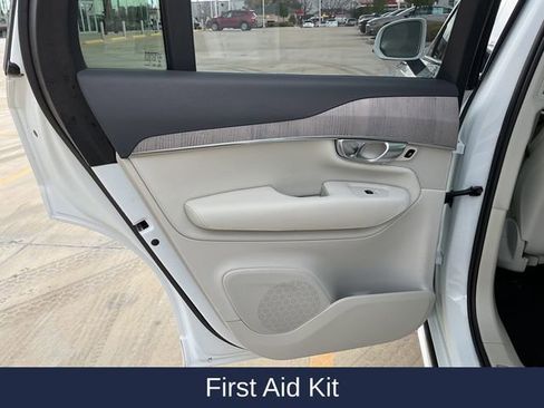 Used 2023 Volvo XC90 B6 Plus w/ Protection Package Premier image 18