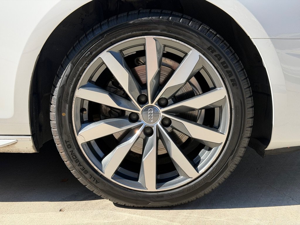 Used 2020 Audi A4 2.0T Premium w/ Convenience Package FWD image 22