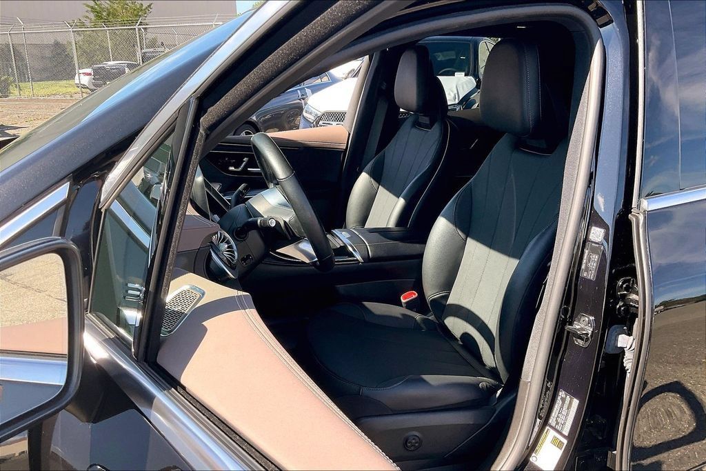 Certified 2023 Mercedes-Benz EQE 350+ 4MATIC SUV image 17