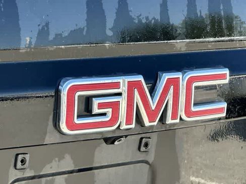 Used 2017 GMC Yukon XL SLT w/ Premium Edition image 19