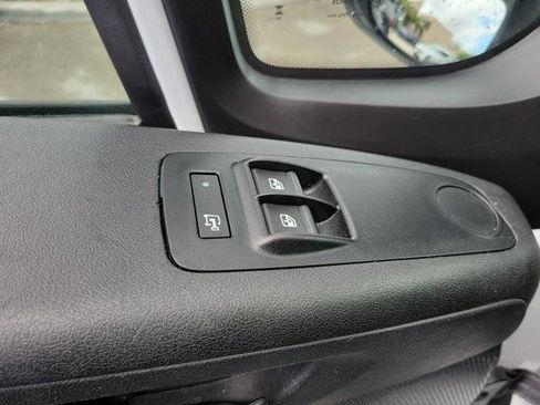 Used 2025 RAM ProMaster 2500 w/ U-Haul Equipment Group FWD image 19