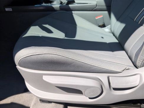 New 2026 Hyundai Elantra SEL Sport Premium image 4