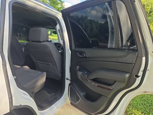 Used 2018 Chevrolet Tahoe LS w/ Enhanced Driver Alert Package RWD image 25