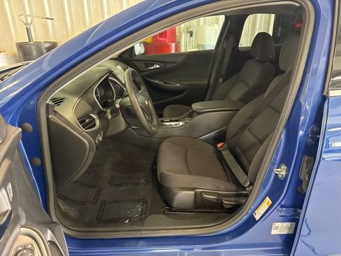 Used 2023 Chevrolet Malibu LS FWD image 28