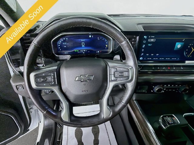 Used 2023 Chevrolet Silverado 1500 RST w/ Z71 Off-Road Package AWD/4WD image 11
