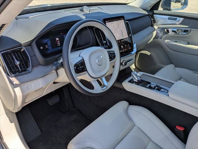 Used 2025 Volvo XC90 B6 Ultra w/ Lounge Package AWD/4WD image 11