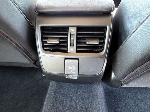 Used 2018 Honda Clarity Base image 39