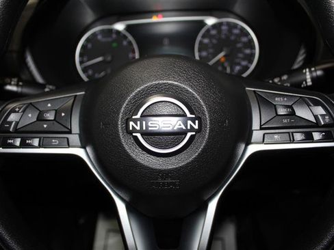 Used 2024 Nissan Sentra SV image 16