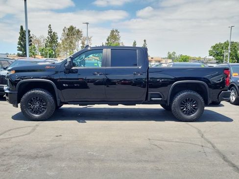 Used 2022 Chevrolet Silverado 2500 LTZ w/ LTZ Plus Package AWD/4WD image 38