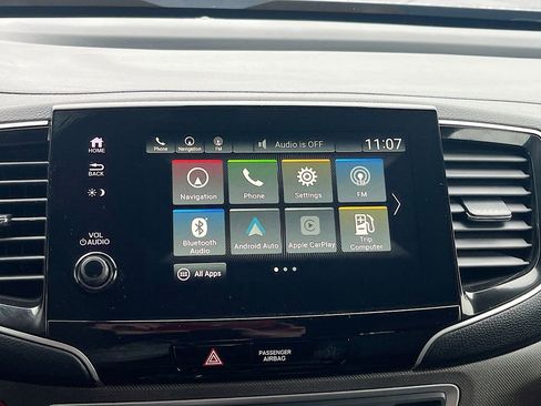 Used 2025 Honda Passport TrailSport image 15