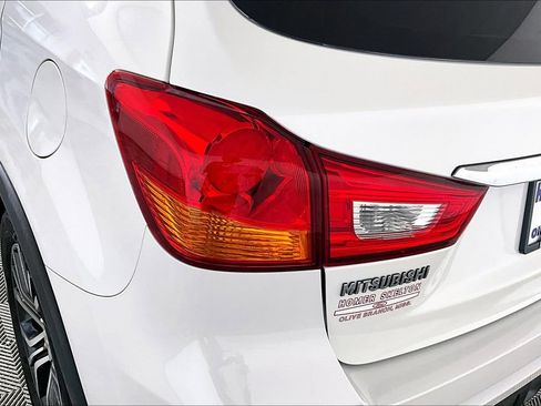 Used 2019 Mitsubishi Outlander Sport LE image 29