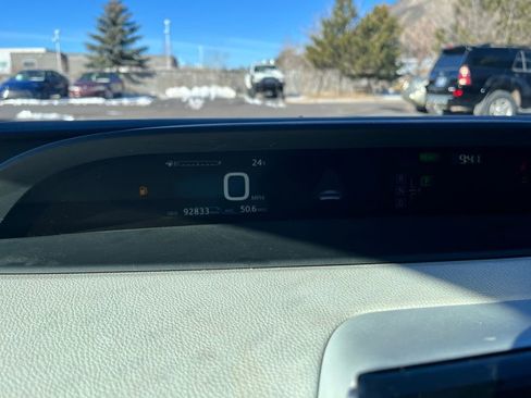 Used 2016 Toyota Prius Three image 21