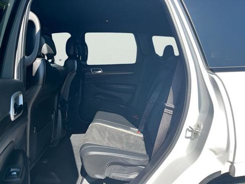 Used 2019 Jeep Grand Cherokee Altitude image 31