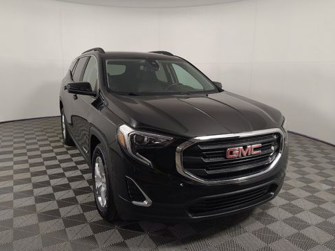 Used 2021 GMC Terrain SLE w/ Driver Convenience Package FWD image 13