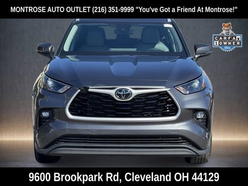 Used 2023 Toyota Highlander XLE image 9