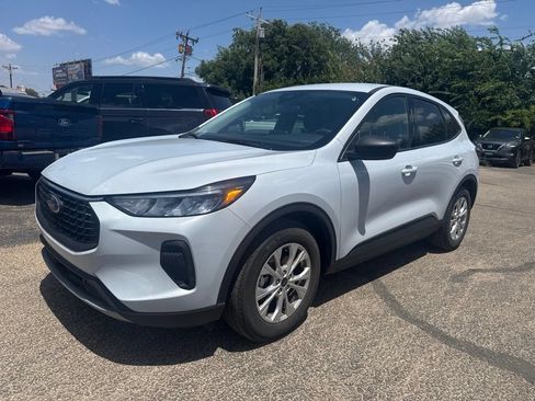 Used 2025 Ford Escape Active FWD image 5