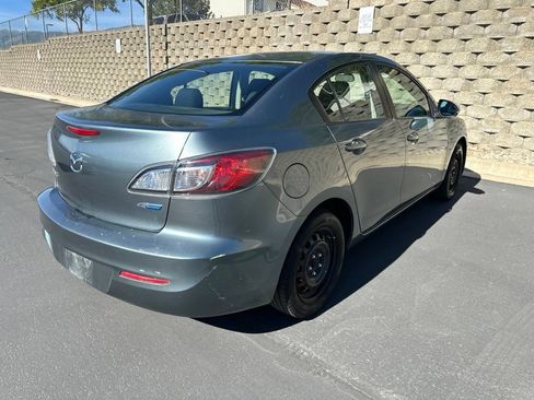 Used 2013 MAZDA MAZDA3 i Sport FWD image 5