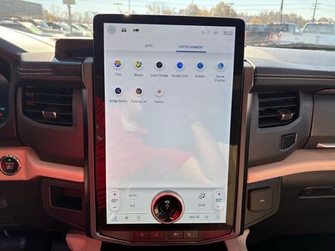 Used 2022 Ford Expedition Platinum image 15