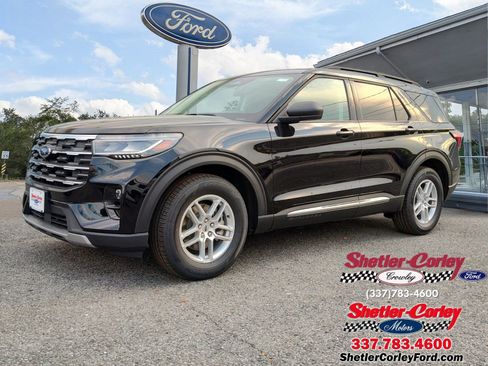 New 2025 Ford Explorer Active w/ Active Comfort Package image 1
