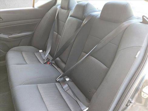 Used 2025 Nissan Altima 2.5 SV image 18